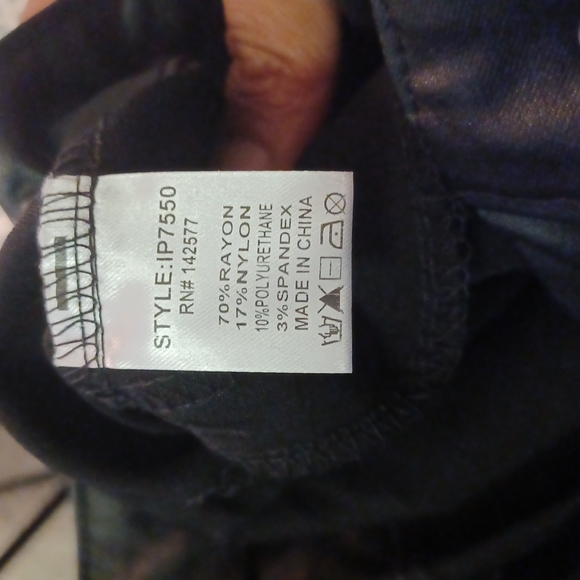 Leather Jeggings - Picture 5 of 6